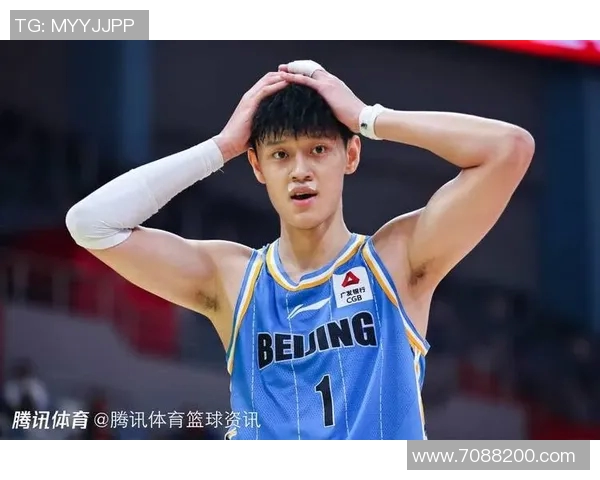 曾凡博：从篮球新星到职业生涯的崭新篇章，未来可期的无限可能