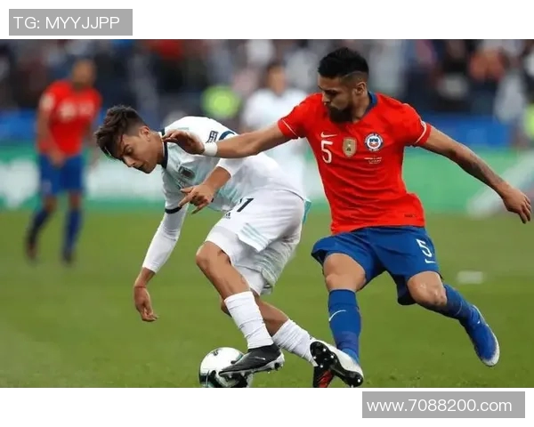 世预选激战美国队迎战巴拿马队争夺晋级名额的关键之战 世预选激战美国队迎战巴拿马队争夺晋级名额的关键之战