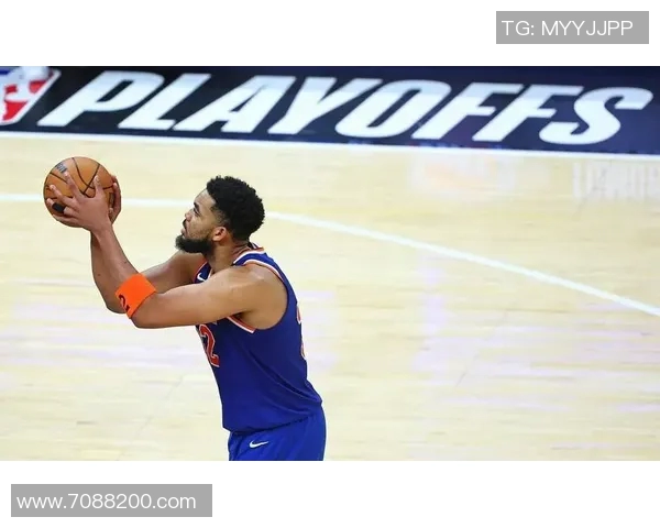 尼克斯全队助力，成功逆转击败对手摘下连胜