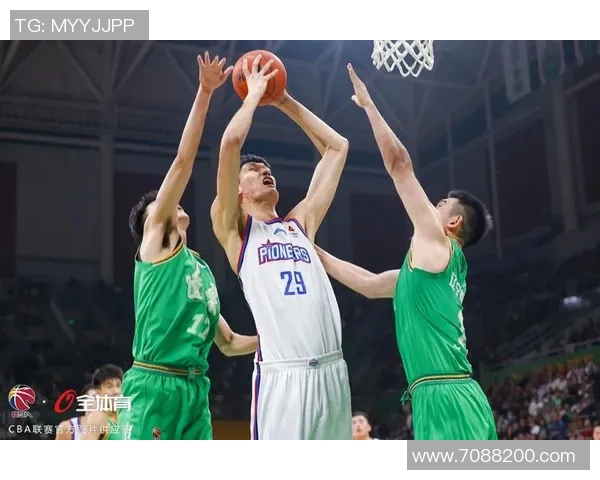 辽宁本钢以大胜告别短暂的客场征程：展现王者风范