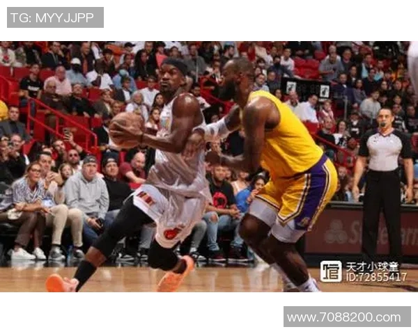 快船队与埃文斯达成一年400万合同：重磅引援助力新赛季冲刺