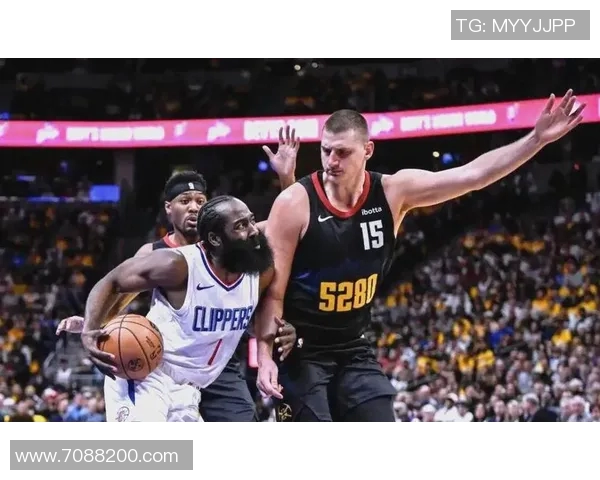 快船与掘金激战全场精彩集锦回顾篮球盛宴的巅峰对决